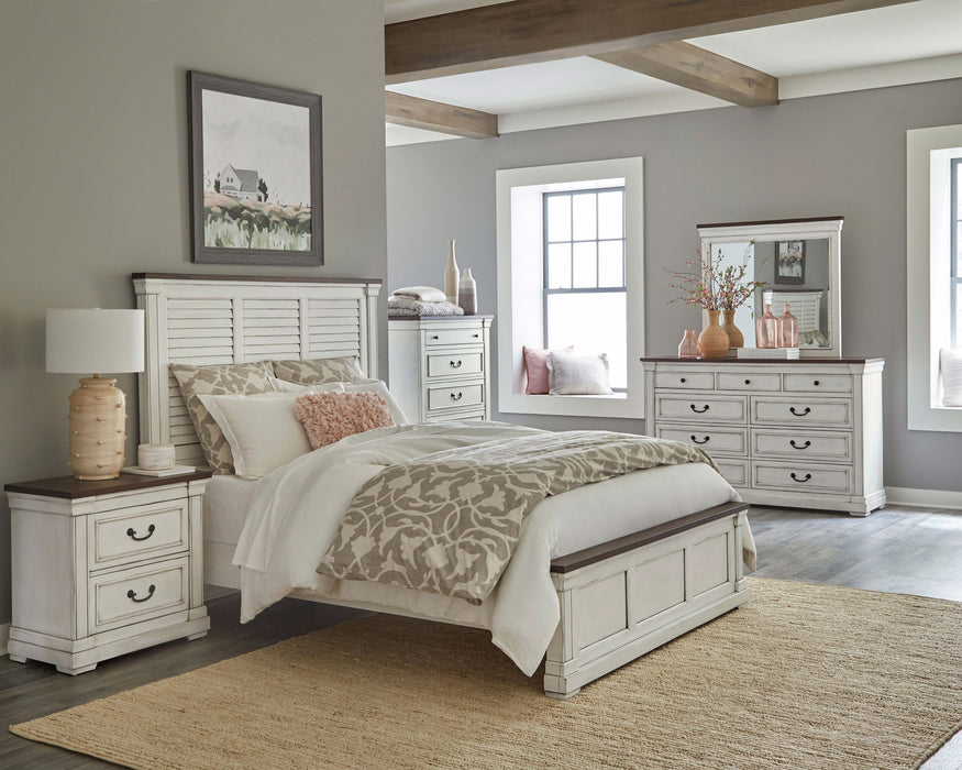 Hillcrest 5-drawer Bedroom Chest Distressed White